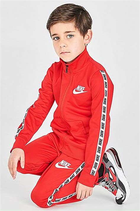 nike outfits for boys